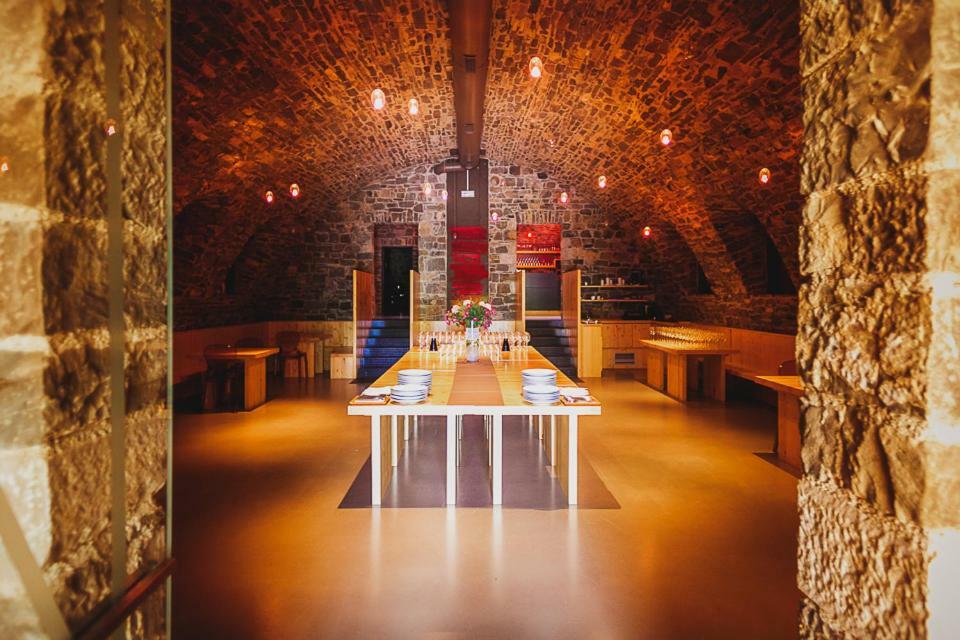 Hisa Posebne Sorte Kodreti Extérieur photo